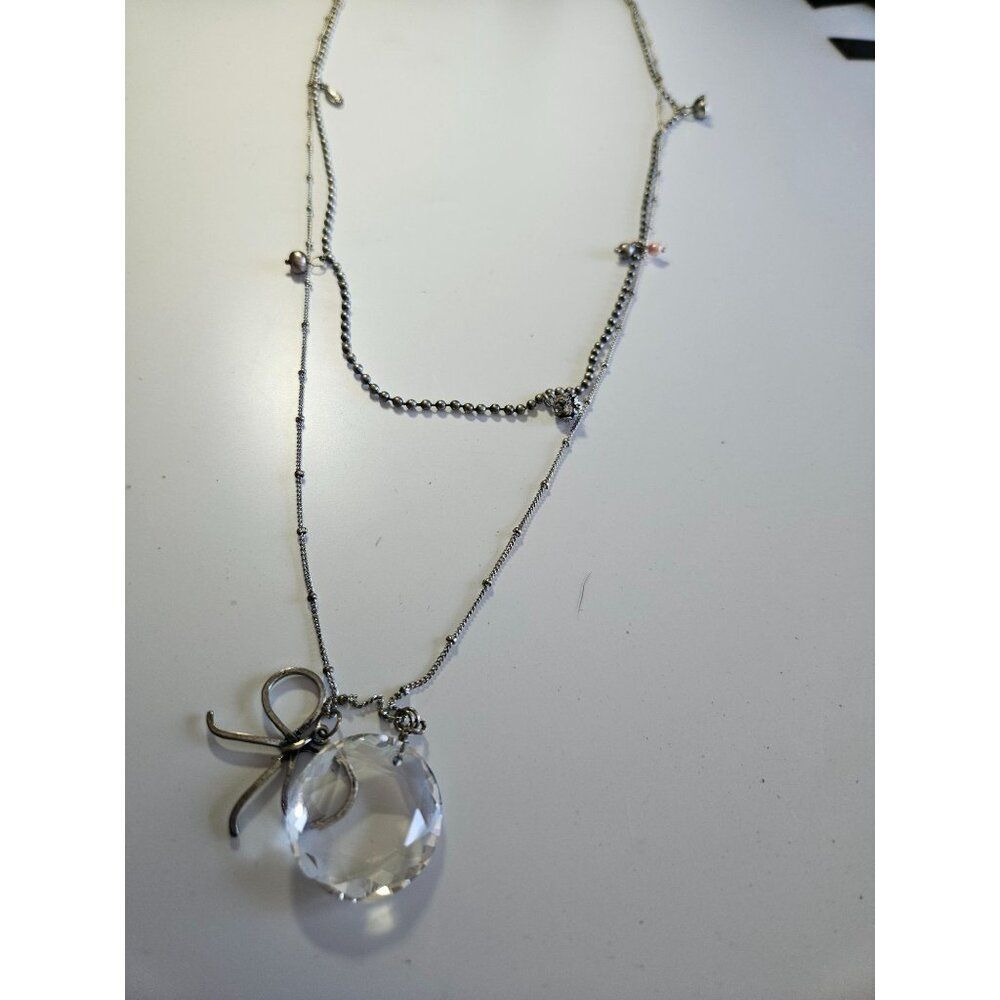 Silver tone layered glass pendant necklace 33"